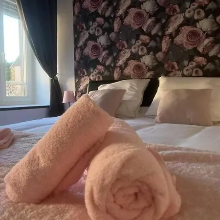 Comme Chez Soi Les Cheris Ferienhaus Ducey-Les Cheris